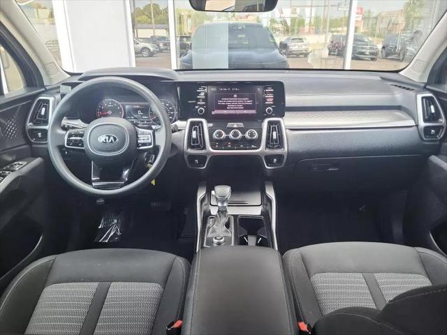2021 kia sorento lx