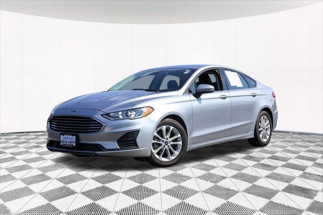 2020 ford fusion se