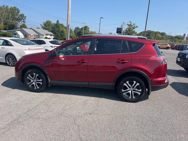 2018 toyota rav4 le