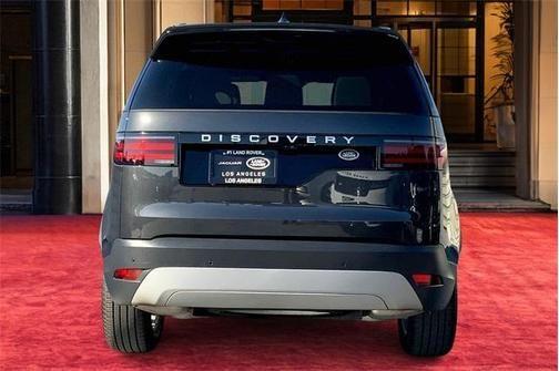 2023 land rover discovery