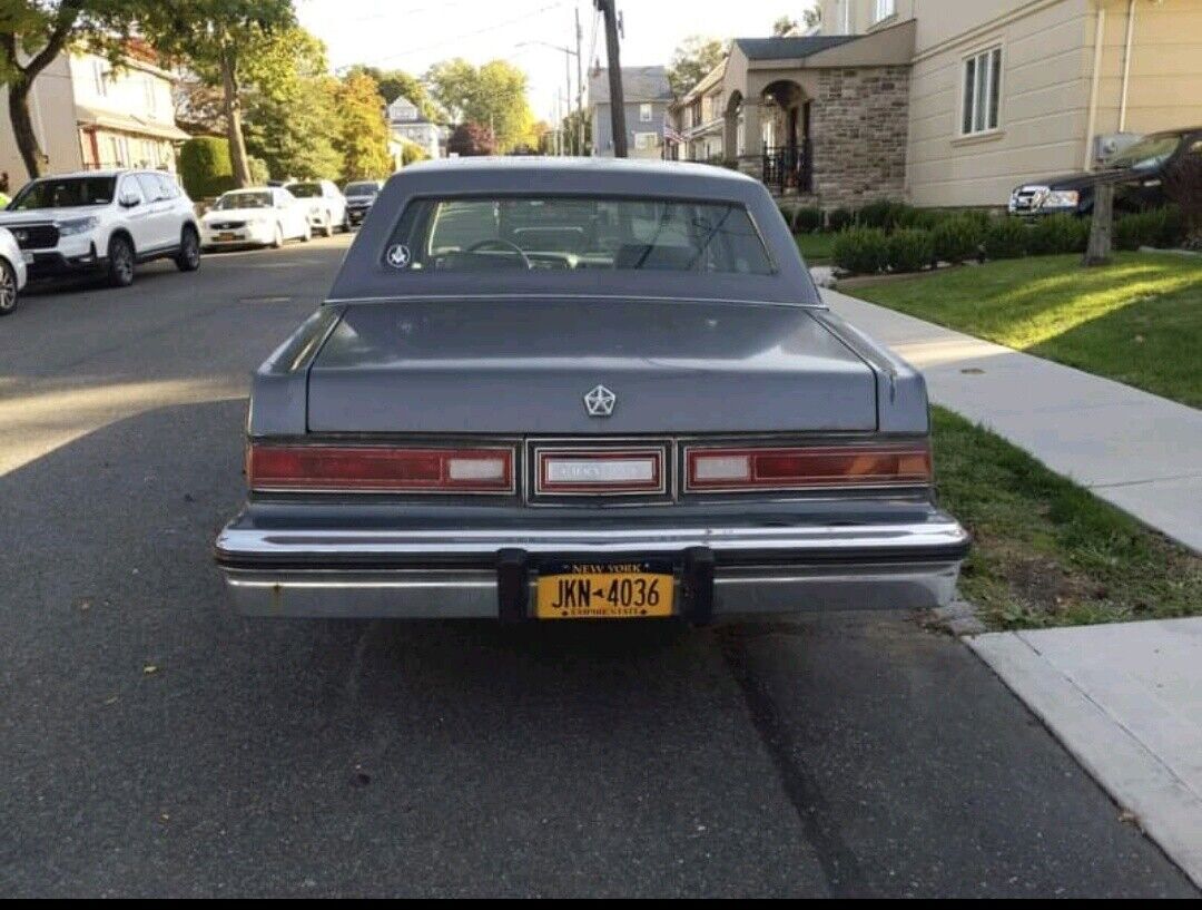 1987 chrysler fifth avenue grey rwd automatic