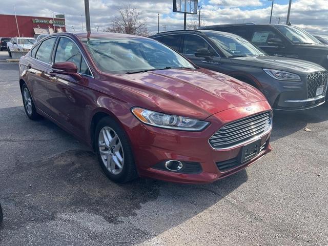 2014 ford fusion se