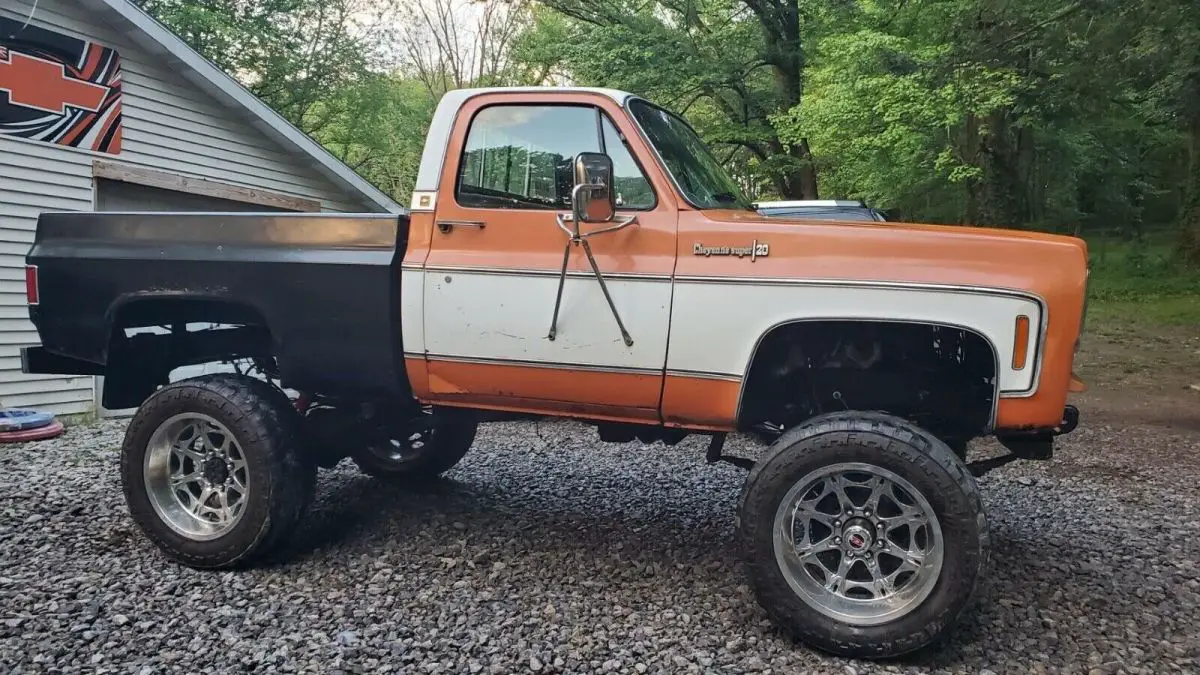 1973 chevrolet cheyenne super k10 shortbed square body 4wd cheyenne super