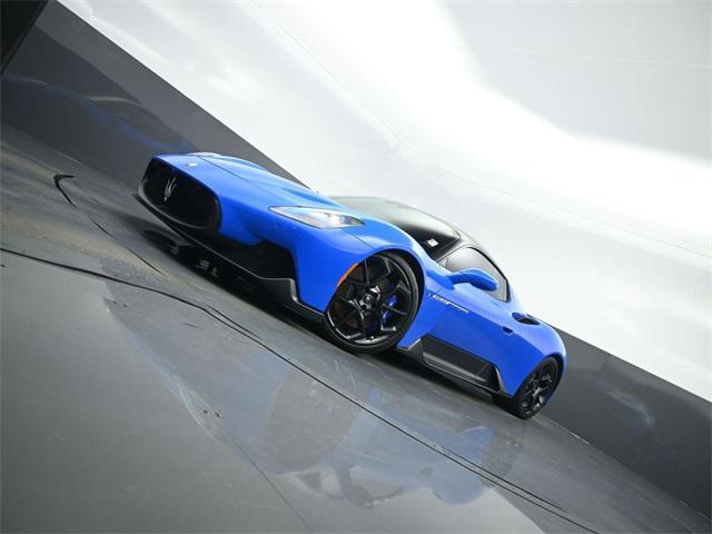 2023 maserati mc20 base