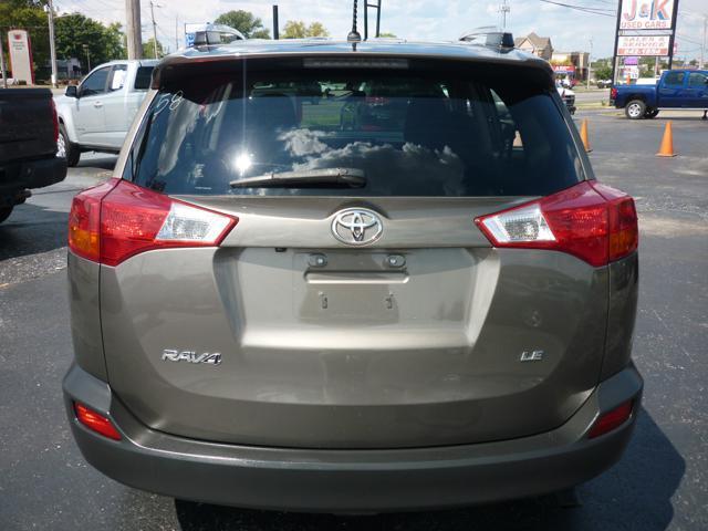 2014 toyota rav4 le