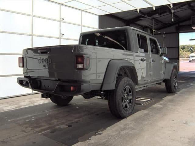 2023 jeep gladiator sport 4x4 in cleveland, ohio