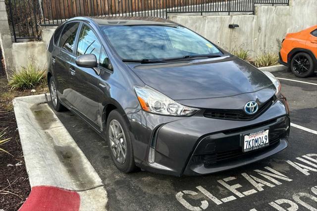 2015 toyota prius v three
