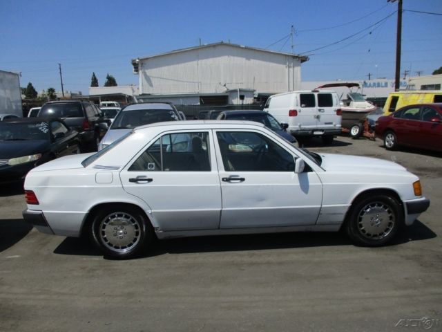 1992 mercedes-benz 190e 2.3 used 2.3l i4 8v automatic sedan no reserve