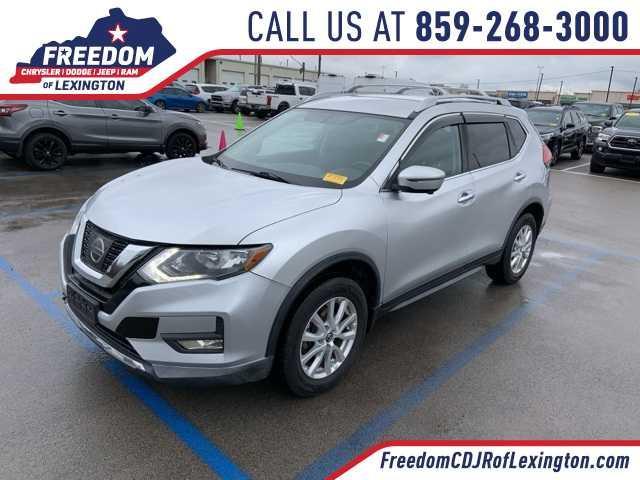 2017 nissan rogue sv