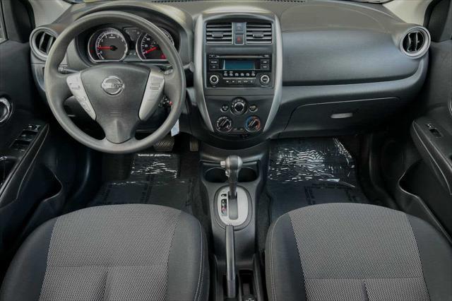 2015 nissan versa 1.6 sv