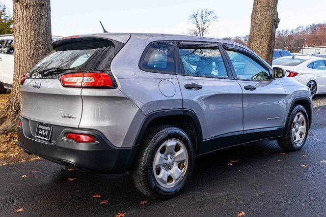 2014 jeep cherokee sport