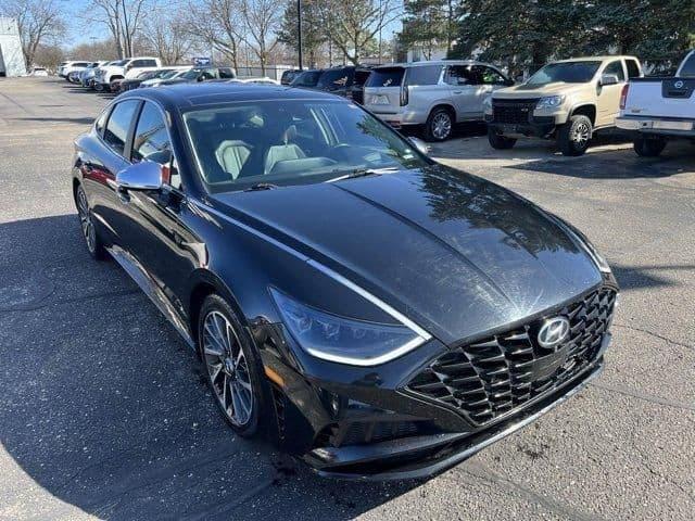 2020 hyundai sonata limited in plymouth, michigan