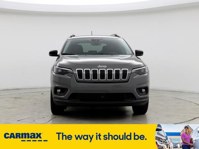 2022 jeep cherokee latitude lux