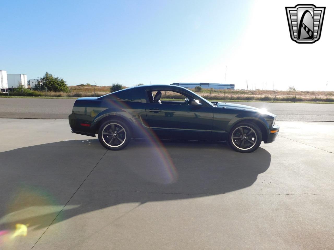 2008 ford mustang