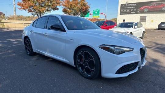 2023 alfa romeo giulia veloce