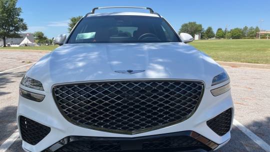 2025 Genesis GV70