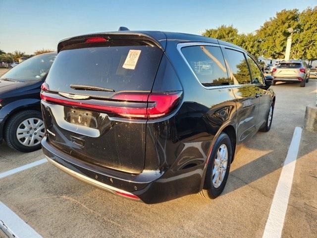 2024 chrysler pacifica touring-l