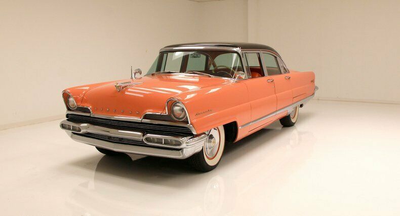 awesome paint/nice chrome/showroom interior/368ci v8 3-speed auto