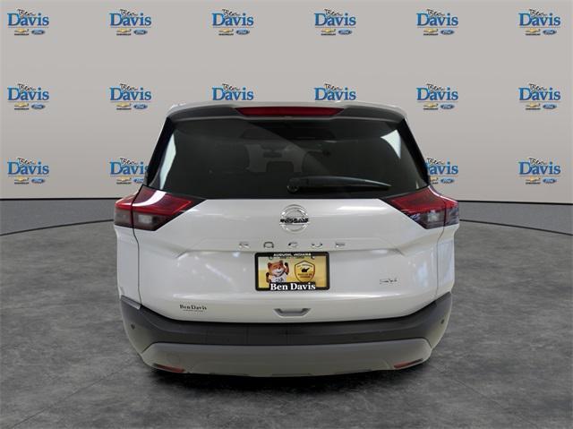 2021 nissan rogue sv