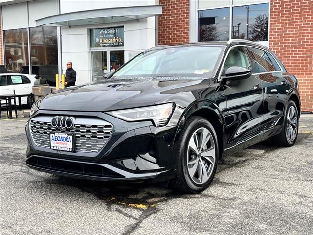 2024 audi q8 e-tron premium plus
