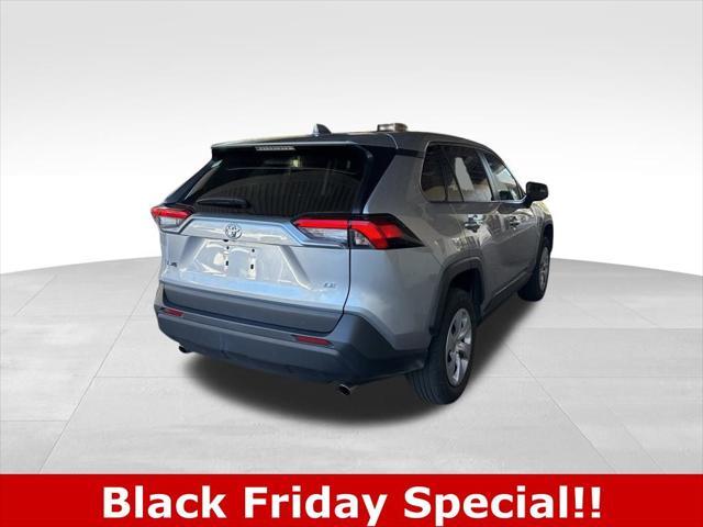 2024 toyota rav4 le