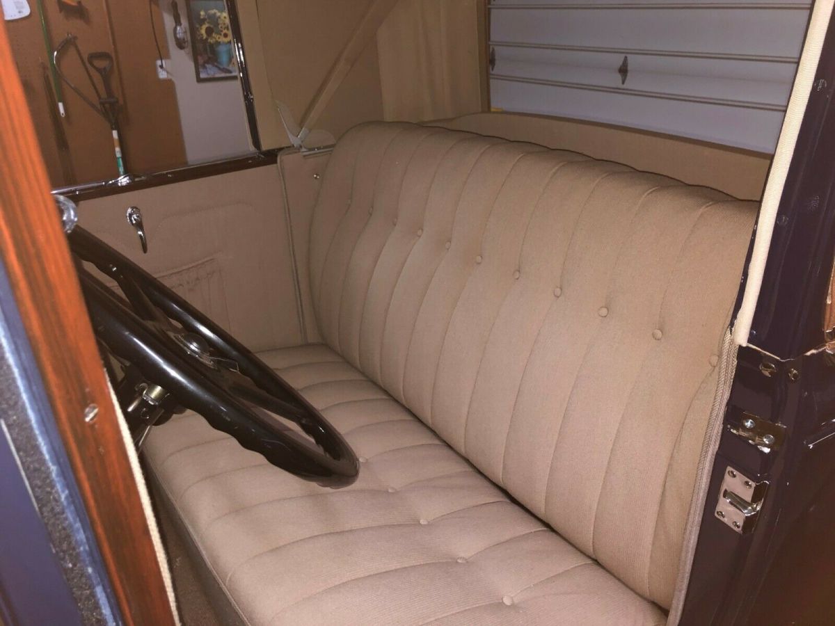 1930 model a ford cabriolet
