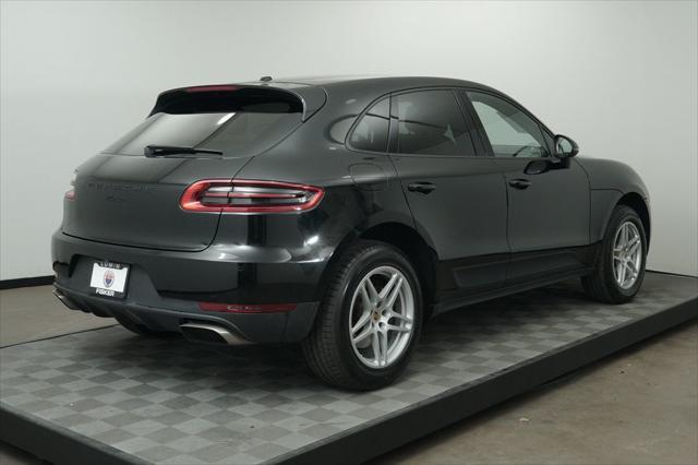 2018 porsche macan base
