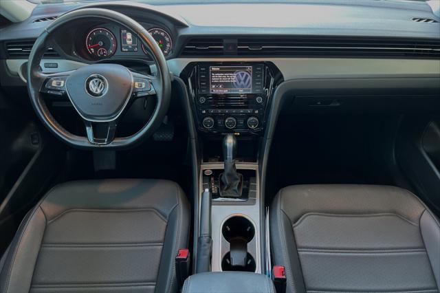 2020 volkswagen passat 2.0t se