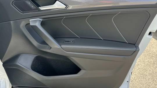 2024 Volkswagen se