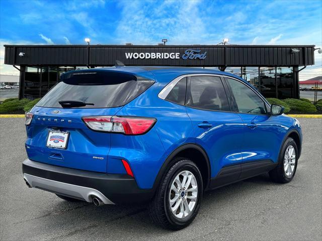 2021 ford escape se
