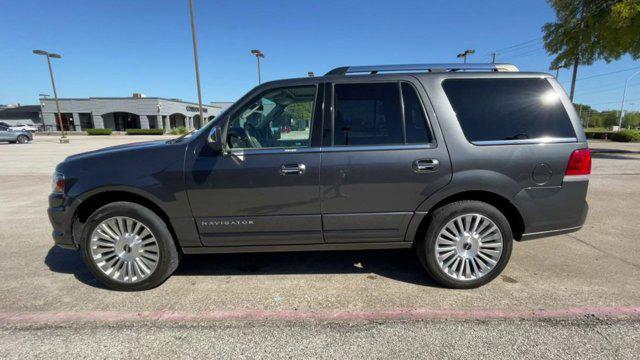 2016 lincoln navigator select