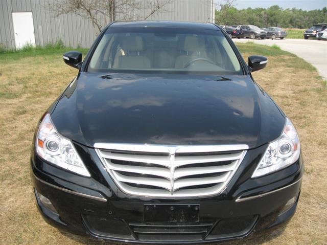 2011 hyundai genesis 3.8