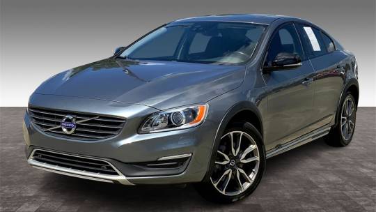 2018 Volvo S60 Cross Country
