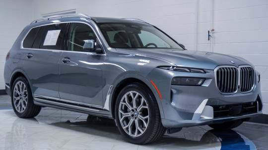 2023 BMW X7