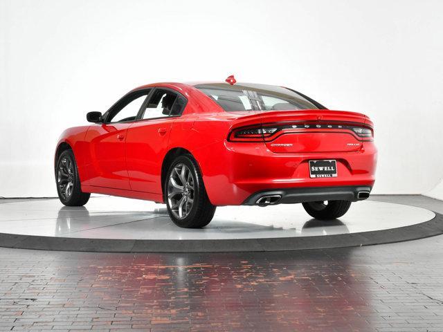 2015 dodge charger sxt