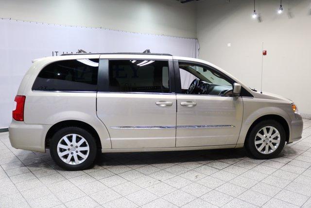 2014 chrysler town & country in smyrna, georgia