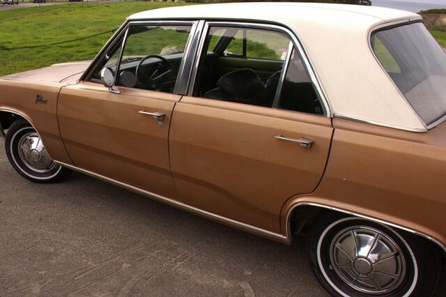 plymouth valiant - this classic is a solid daily driver or perfect project car!