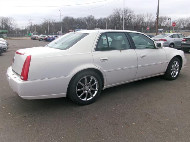2006 cadillac dts base