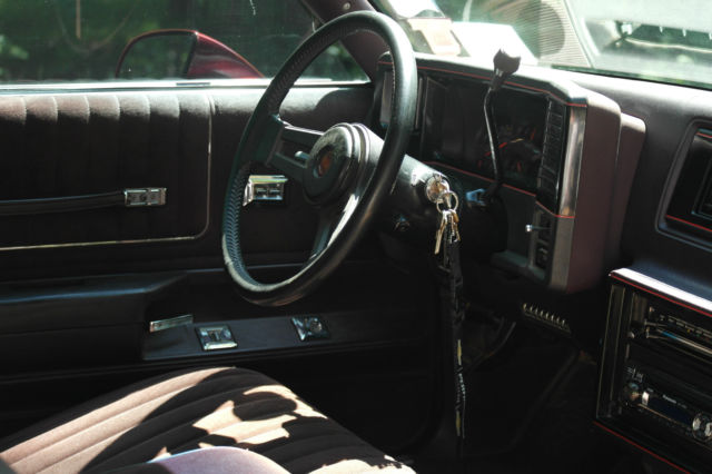 custom paint: candy apple red with ghost flames - 1988 monte carlo ss