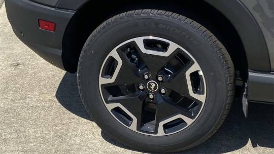 new 2024 ford bronco sport outer banks