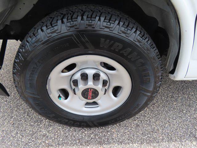2023 gmc savana 2500 work van