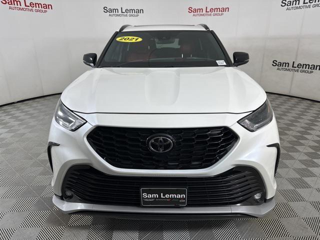 2021 toyota highlander xse