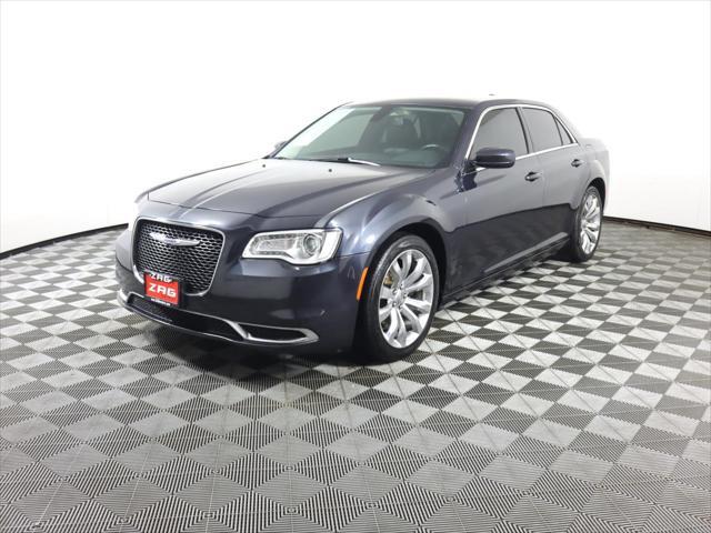 2018 chrysler 300 touring