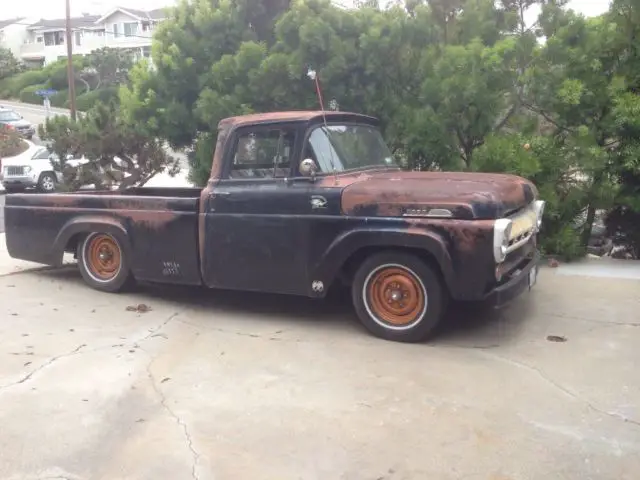 1957 ford f-100 straight six, three on the tree. runs great