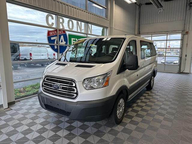2017 ford transit-150 xlt