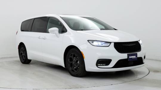 2022 Chrysler se