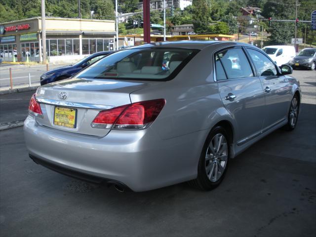 2012 toyota avalon limited