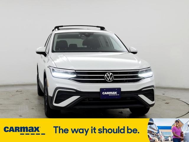 2023 volkswagen tiguan se