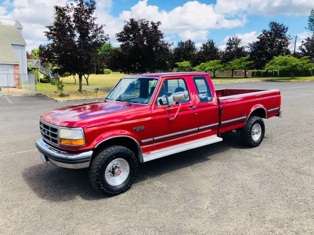 1992 ford f-250 xlt extended cab 4x4 only 49,000 miles!