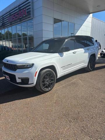 2023 jeep grand cherokee l summit